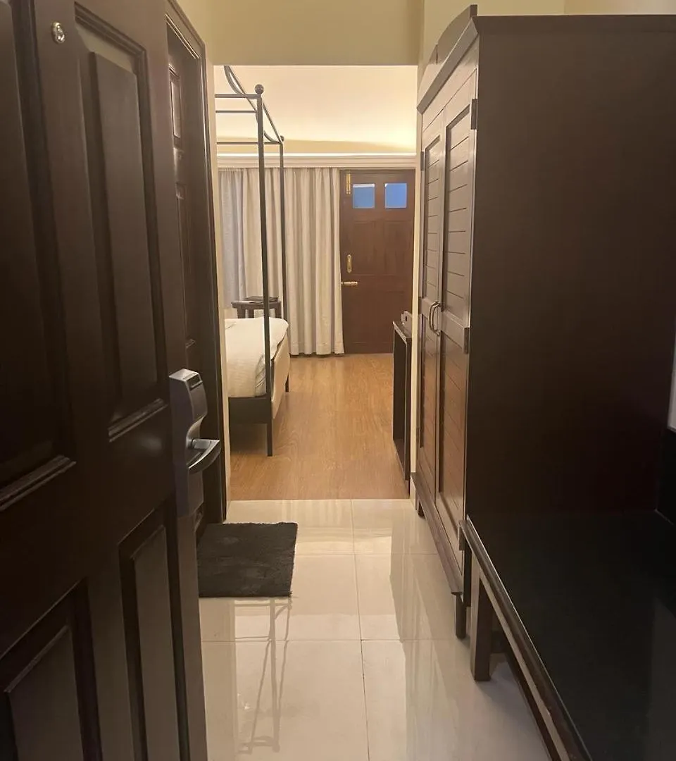 로얄 오키드 메트로폴 마이소르 호텔